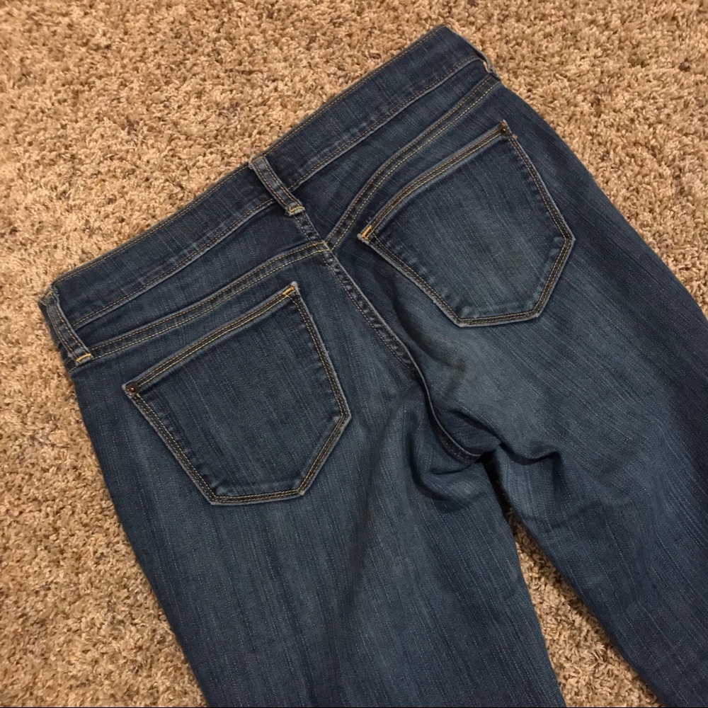 Old Navy The Flirt Flare Leg Jeans Size 4